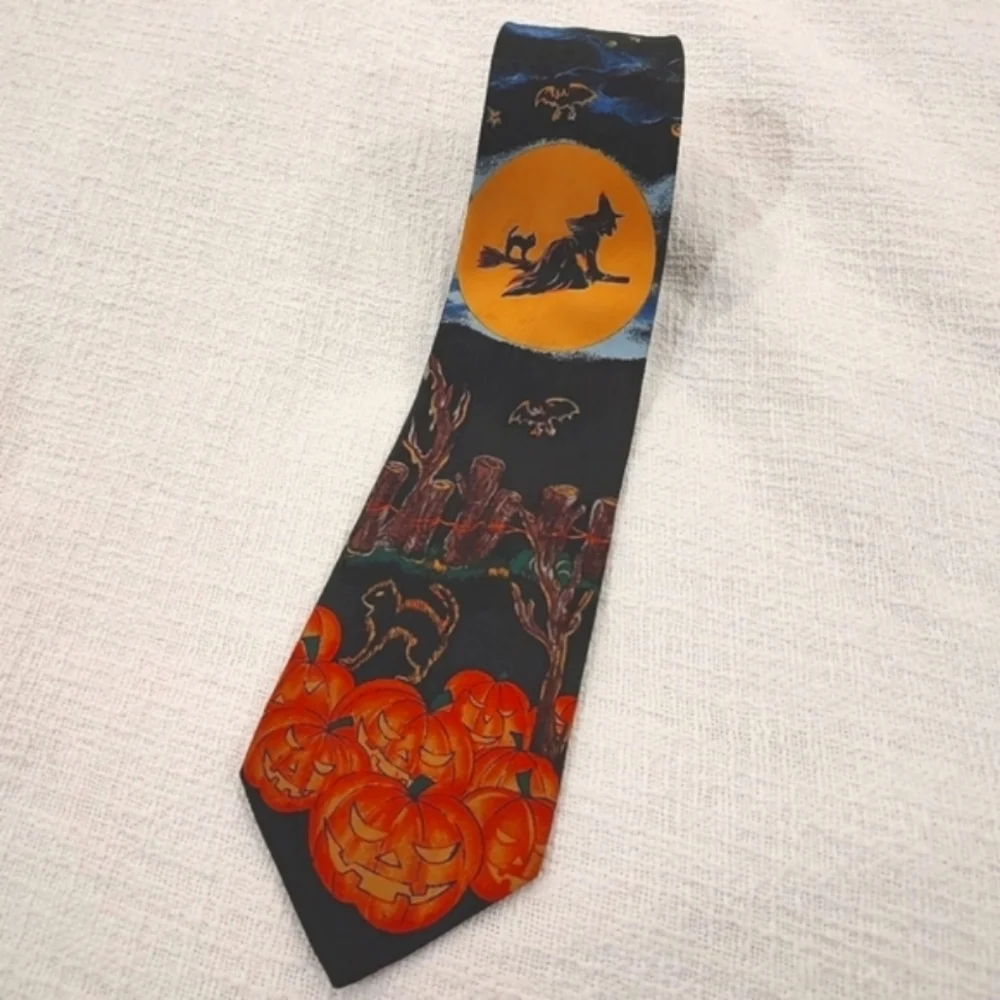 VTG Andalaro Halloween Witch Pumpkin Black Cat Harvest Moon Silk Tie